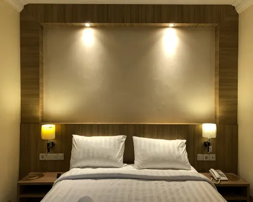 Lcr Hotel Hotels in Ende
