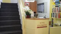 Hotel Jägerhof - 2 ดาว