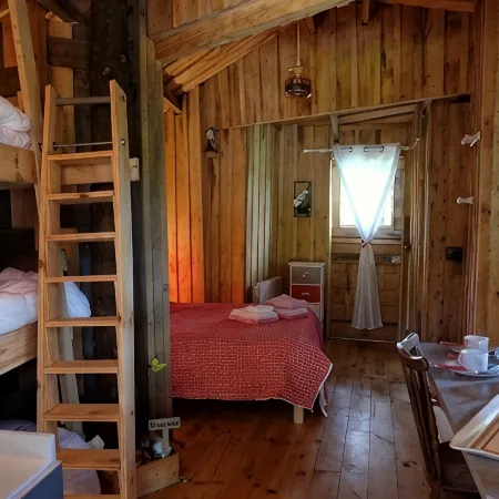 Cabane Dans les Arbres - Tree House
