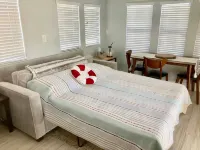 Kampground Escape w/ Kayaks, Heated Pool & Marina!