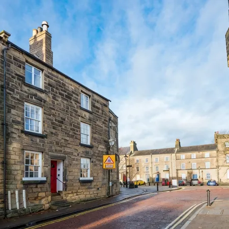 Lionsgate View, luxury apartment right opposite Alnwick Castle