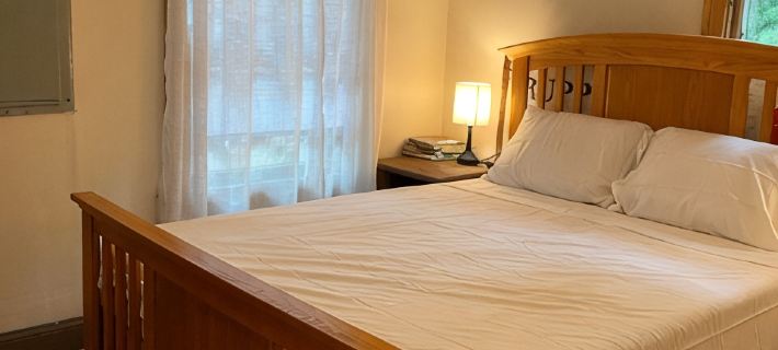 Onset beach, Cape code , Blackmore pond, private waterfront cottage Отели в г. Вэрхэм