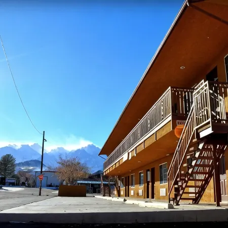 Mount Whitney Motel