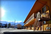 惠特尼山汽車旅館 - 2星級