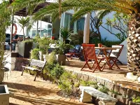 Admiralty Bed & Breakfast Hotels near Muizenberg Beach