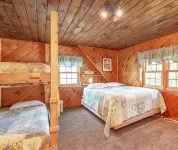 Lakefront Home With Island View - Wifi