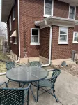 Charming 4 Bedroom home in the heart of Elgin - 2-Star
