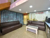 Hotel Sagar Plaza - 2-Star