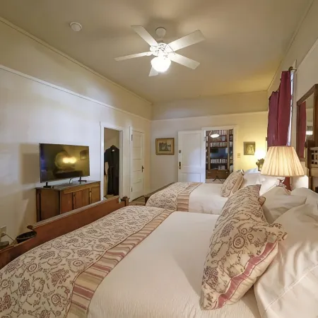 Weaverville Hotel