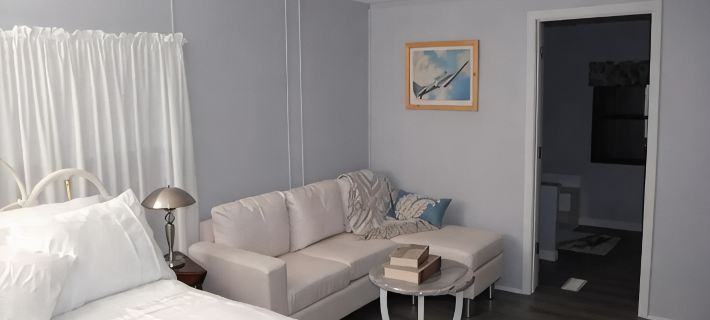 Airport House of Hocking Hills A Perfect Pet Friendly Getaway Clean&Comfortable Hotels in Vinton County