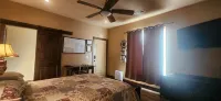 "Zions Gateway Casita"  14 Miles from Entrance of Zion National Park. - Homestays
