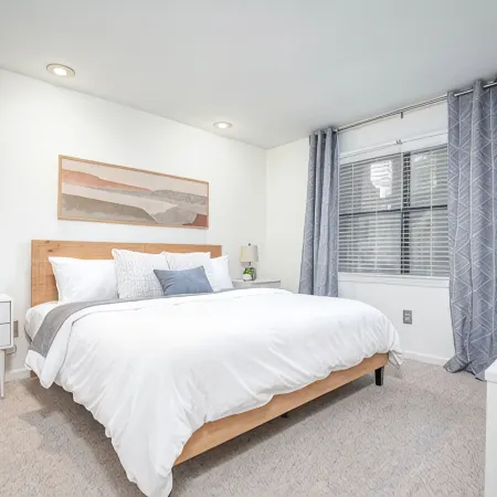 Awesome Newly Updated in Gated PT Royale. 1ST FL  2 Br 2 BA Condo. Golf Discount