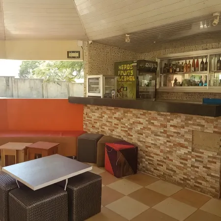 Franzy Suites and Lounge