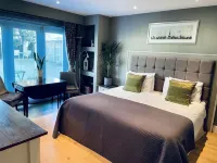 The Thorpe Guesthouse - Parkering