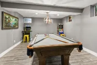 Buffalo Hallow: The ultimate reunion and retreat destination with Outdoor Fun+ - Jacuzzi