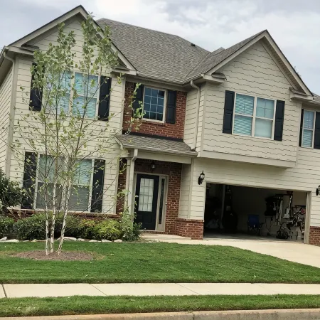 Spacious Newnan Retreat - Minutes from Hospital & Celebrations!
