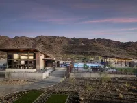 South Mountain Luxury Retreat - New & Modern Hotels near South Mountain Park