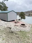 Cozy TINY HOUSE in a very quiet cove. - Chalets