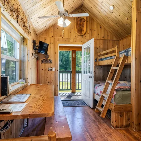 Trapper cabin