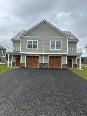 NEWLY BUILT condo - premium features, game room, firepit, short walk to village - 4-Star