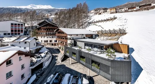 Hotel Alpina Sölden - Adults Only - breakfast