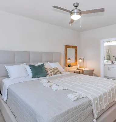 Phoenix Goodyear Apartments by Landing - 2-Star