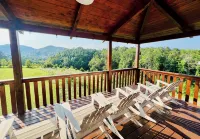 兩棟木屋! 可住24人，孩童主題上下鋪房間，熱水浴缸，山景 - 精品