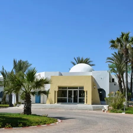 Hotel Venice Beach- Families and Couples Only