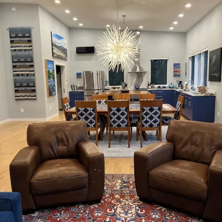 Luxury Stay, Acadia Mountain Views, Direct Access to Trails, Artistic Retreat