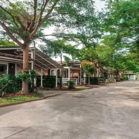 Baan Kula Roi Et