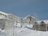 Niseko Park Hotel - 2-Star