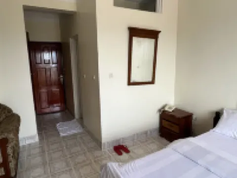Okapi Hotel Hotel di Kigali