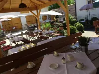 Landgasthof Wild Hotels in Altfraunhofen