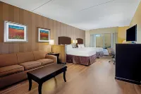La Quinta Inn & Suites by Wyndham Bel Air/I-95 Exit 77A Hotels in Harford County