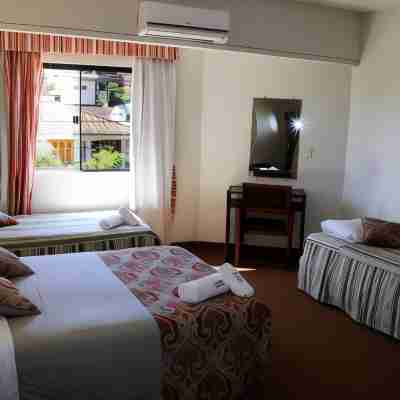 Hotel Puesta del Sol Rooms