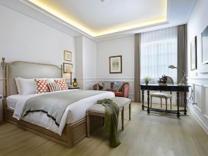 Brava Suites by Zia Surabaya