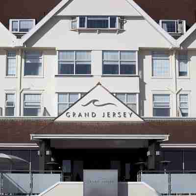 Grand Jersey Hotel and Spa Hotel Exterior