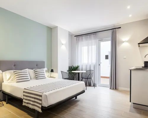 Libere Valencia Abastos Hoteles cerca de Estación de tren Joaquín Sorolla