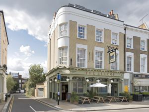 Mezzanine Apartment Near Primrose Hill