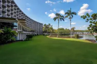 Hilo Hawaiian Hotel, Trademark Collection by Wyndham
