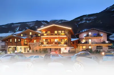 The Kaprun Edition - Luxury Chalets & Style Suites Hôtels à : Piesendorf