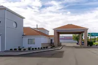 Quality Inn Hotels in der Nähe von Park University