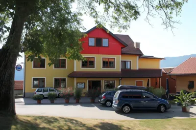 Gasthof Zum Moosmann - Familie Pachernigg Hotels in Gemeinde Glanz an der Weinstraße