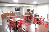 Best Western Shelbyville Lodge - breakfast