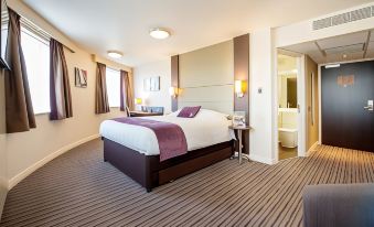 Premier Inn Cambridge East (Newmarket Road)