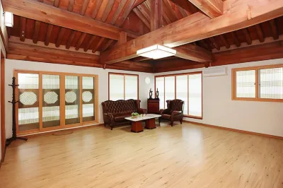 Hongcheon Kiwajib Punggyeong Hanok Stay