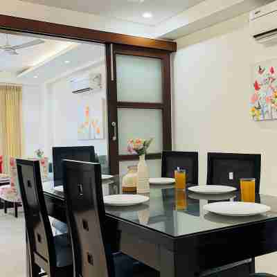 BluO 3BHK Golf Course Road Balcony Lift Dining/Meeting Rooms