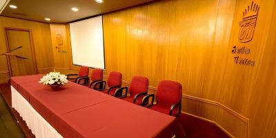 Meeting Rooms