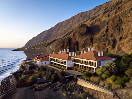 Parador El Hierro - Valverde Отели рядом с достопримечательностью «Playa del Verodal»