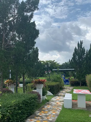 รูปภาพของสวีท การ์เด้น โฮม รีสอร์ท สตูล